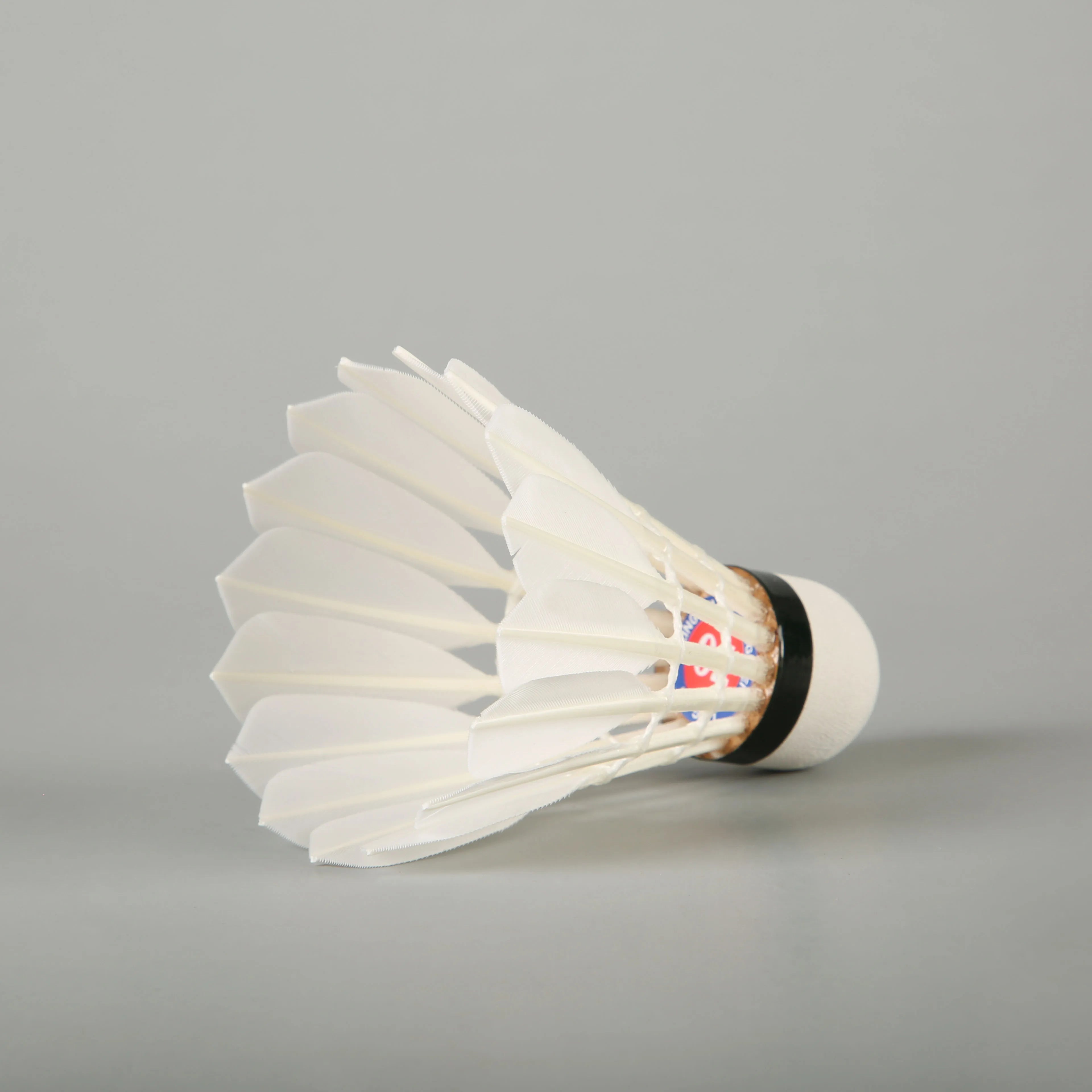 China Brand Wholesale Goose Feather Shuttlecock for Indoor Play
