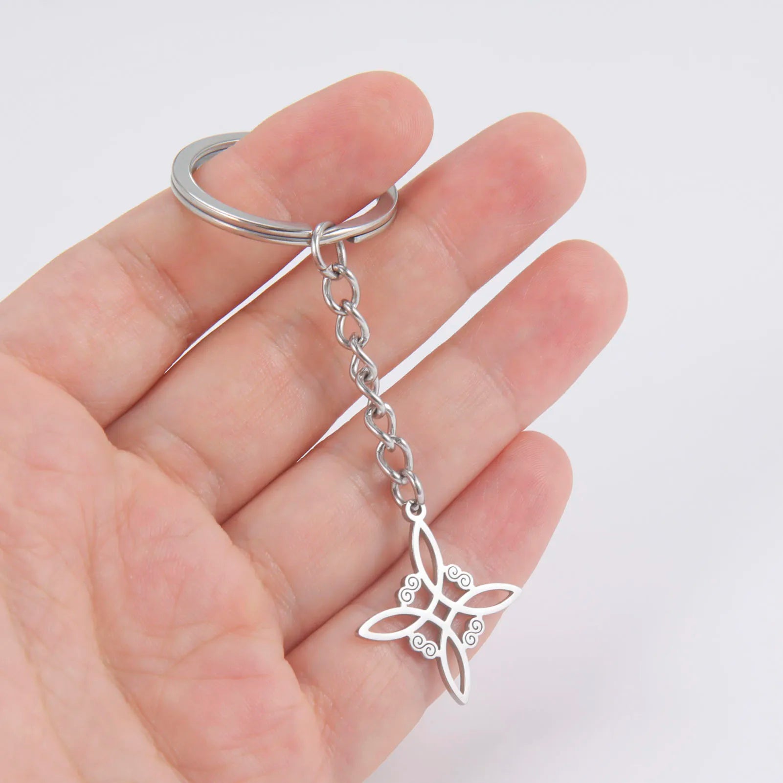 Witchcraft Witch Knot Pendant Keychain Holder Stainless Steel Vintage Keyring Car Key Chains Amulet Christmas Gift Family