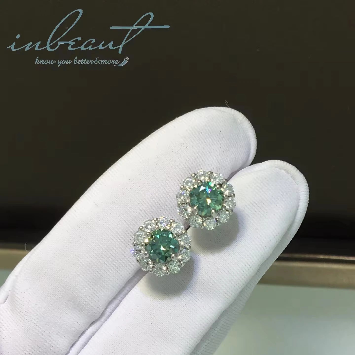 Silver 925 Original Total 1 Carat Brilliant Cut Round Diamond Test Past Green Moissanite Blossom Stud Earrings Gift Fine Jewelry
