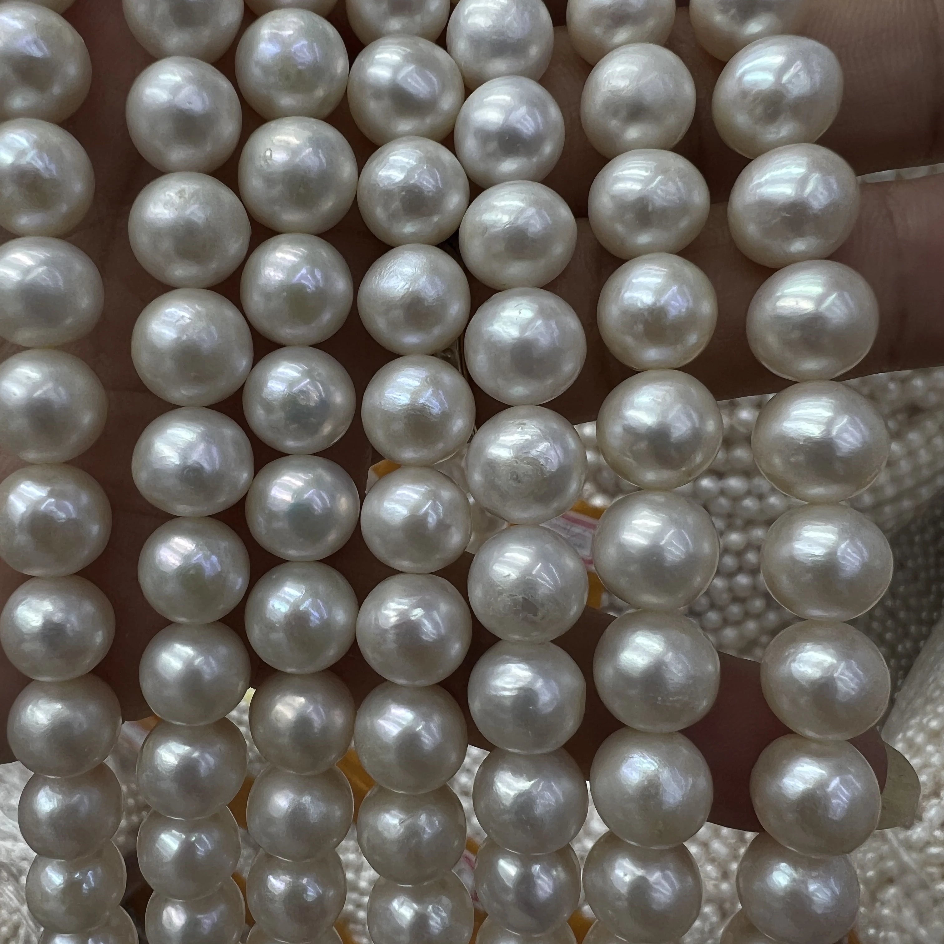 Wholesale Manufacturer 9-12mm High Quality Genuine Natural Freshwater Pearl Beads for Christmas Gift