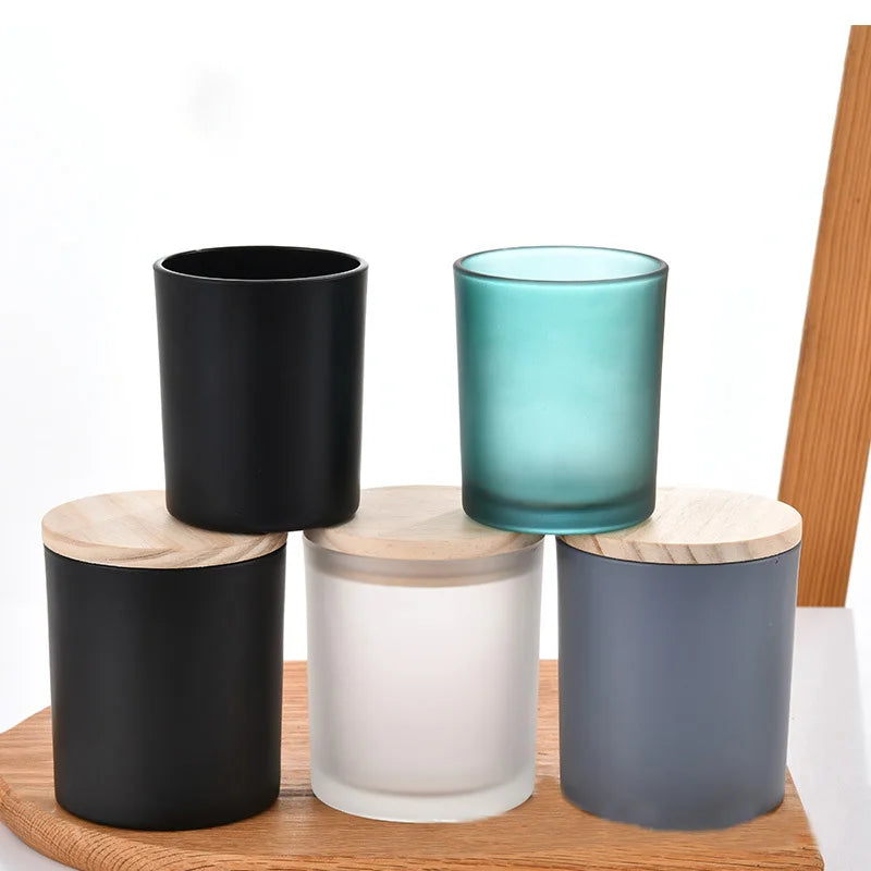 Wholesale Eco-Friendly Handmade Luxury Frosted Glass Matte 8oz 10oz Black Candle Stand Wooden Lids Home Decoration Christmas