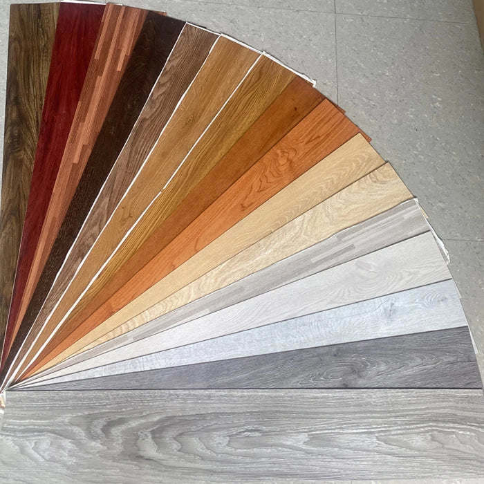 Vinyl Self Adhesive Garage Floor Mat Piso Madera Simple Modern Graphic Design Indoor Installation of Living Room Waterproof Pvc