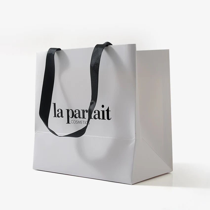 Custom Made Ribbon Handles White Shopping Bags for Cosmetics Packaging Paper Bag