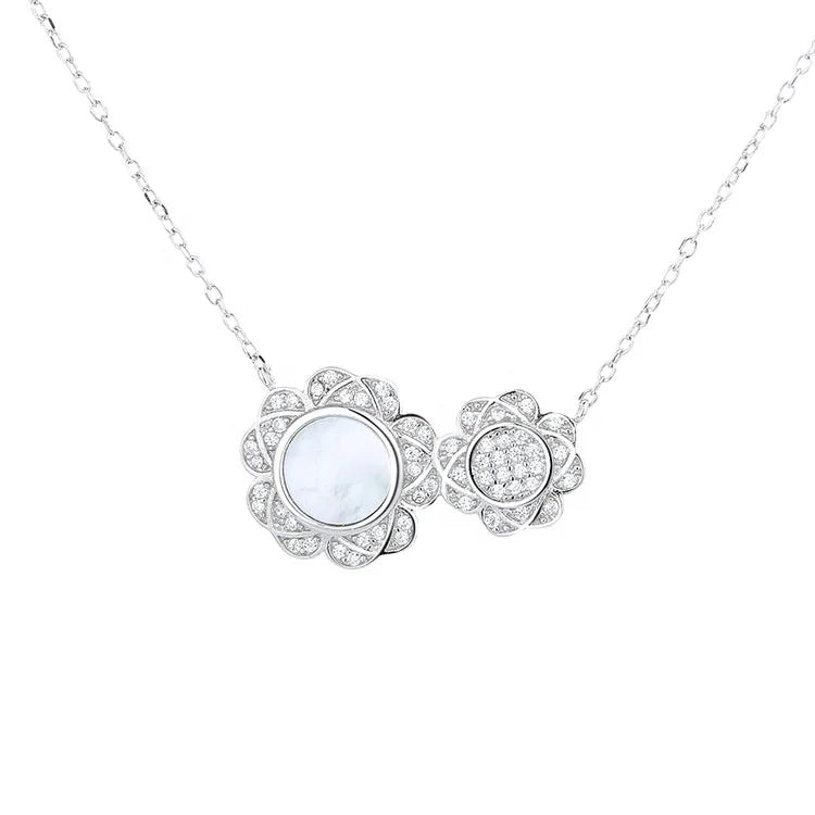 Yaeno Cute Shell Charm Flower Necklace in Sterling Silver 925 Fine Jewelry for Women