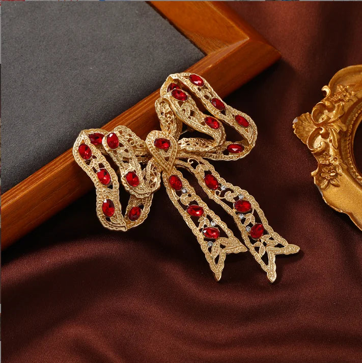 Fashion Zircon Bow Brooches Rhinestone Women Baroque Trendy Butterfly Tulip Pins Dress Sweater Clothes Accessories Wedding Gifts