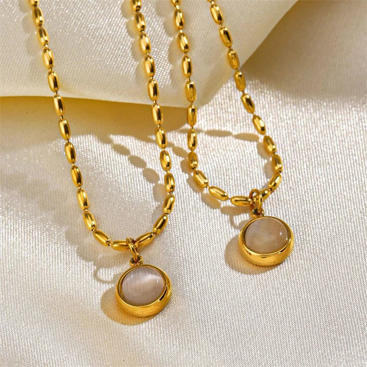 Wholesale French Simple Retro Women Geometric 316lstainless Steel Beaded Chain Seashell Pendent Necklace