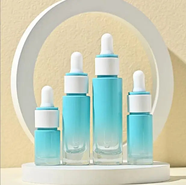 5ML 10ML 15ML 18ML 30ML Low MOQ Flat Shoulder New Design Blue White Essential Oil Cosmetic Colored Dropper Bottles
