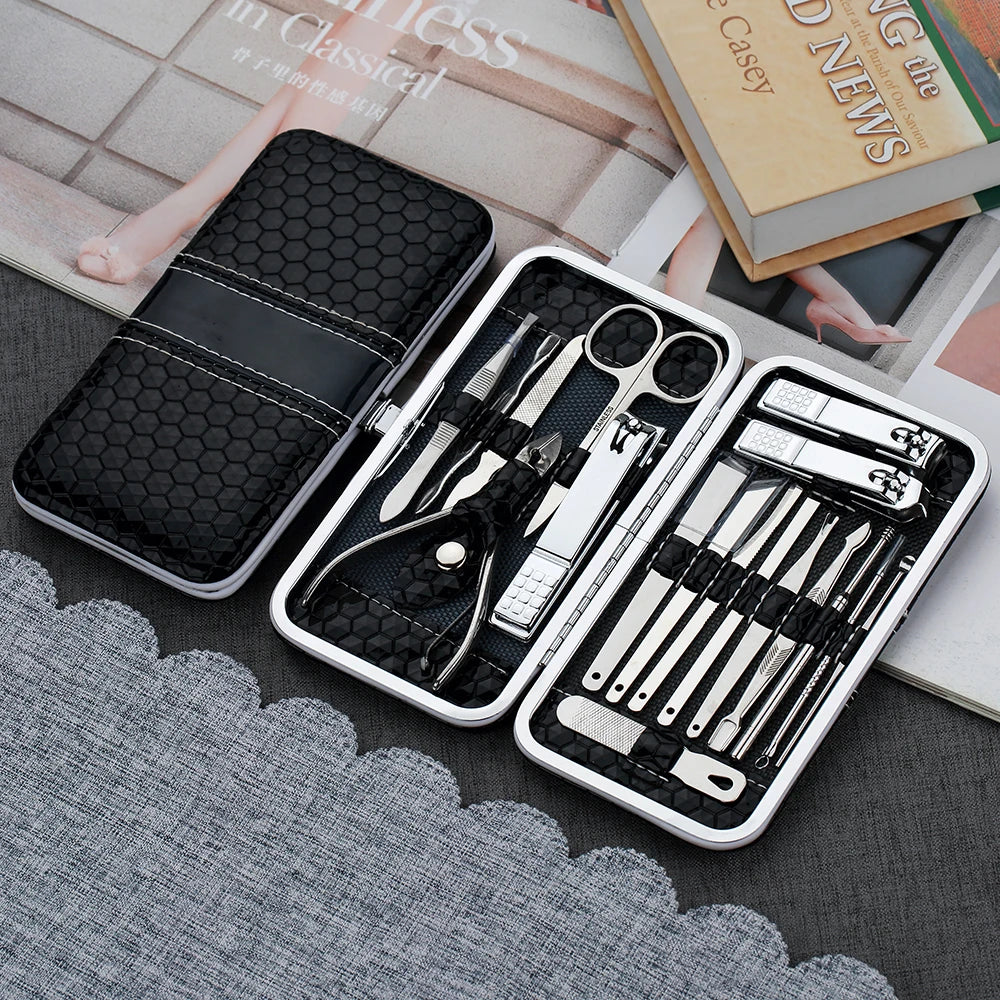 Direct From Manufacturer 18-Piece Stainless Steel Manicure & Pedicure Set Premium Nail Clippers Set