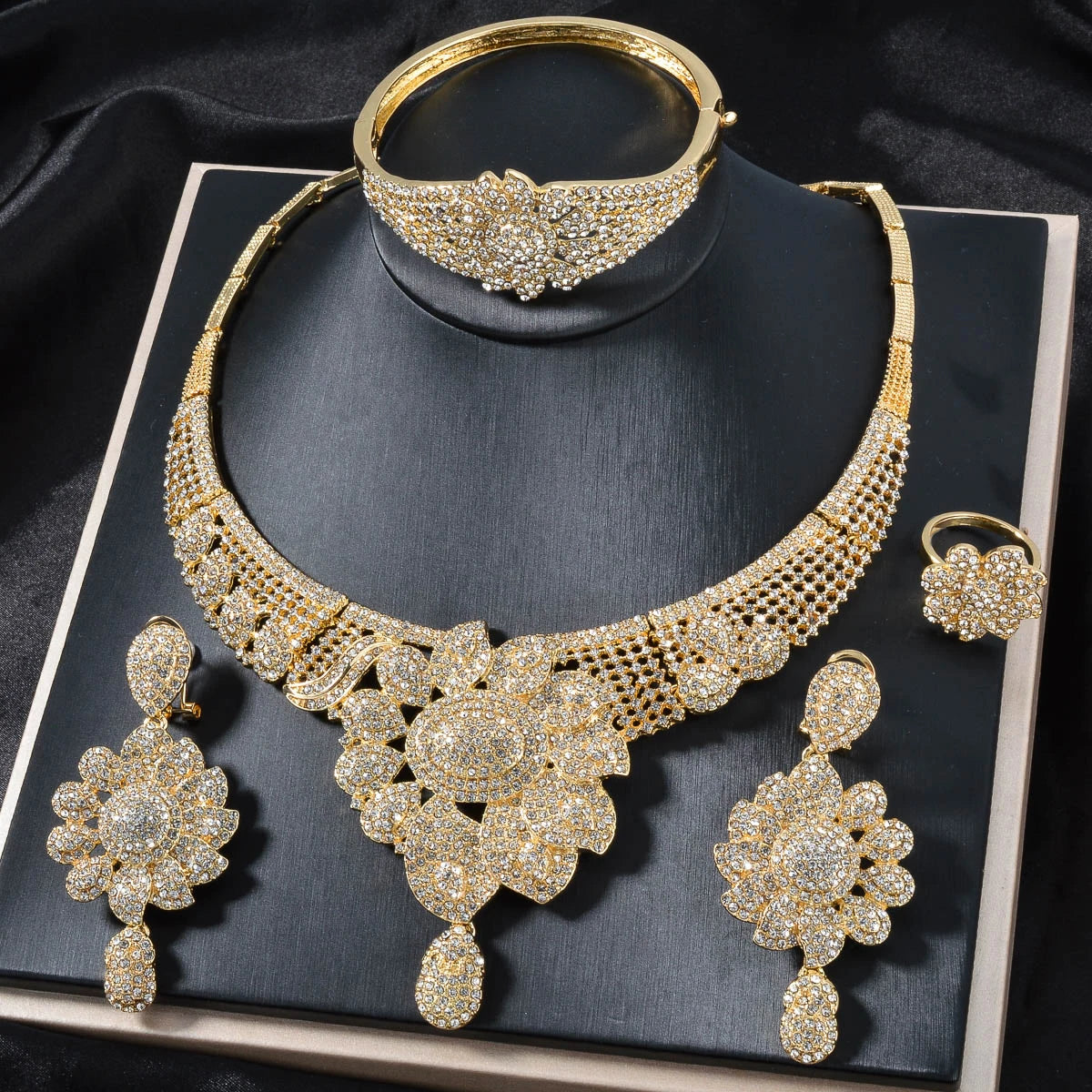 Quality Promotional 14K Gold Plated Zircon Earring Ring Necklace and Bracelet Jewellery Sets