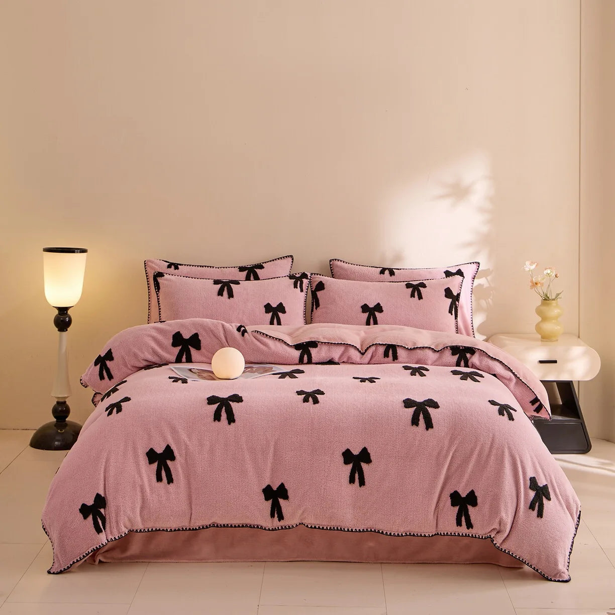 Pink Rabbit Fleece Jacquard Pillow Shams Pillowcases Printing Bedroom Bedding Set Supplier