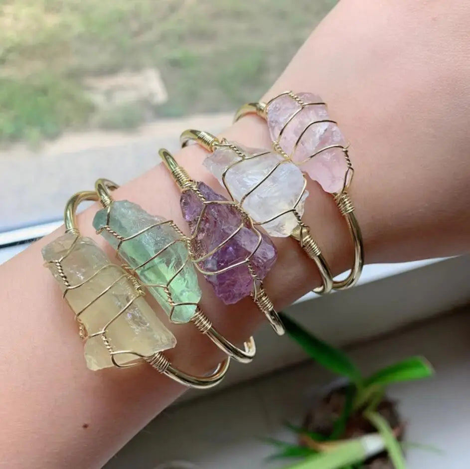 Luxury Wrapped Raw Stone Quartz Gold Plated Bangles Healing Crystal Wire Wrapped Raw Gemstone Bracelets Natural Beads