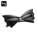High Fashion Design Bat Shade Sun Glasses Rivet Butterfly Metal spot Decoration Sunglasses Cat Eye Glasses Women