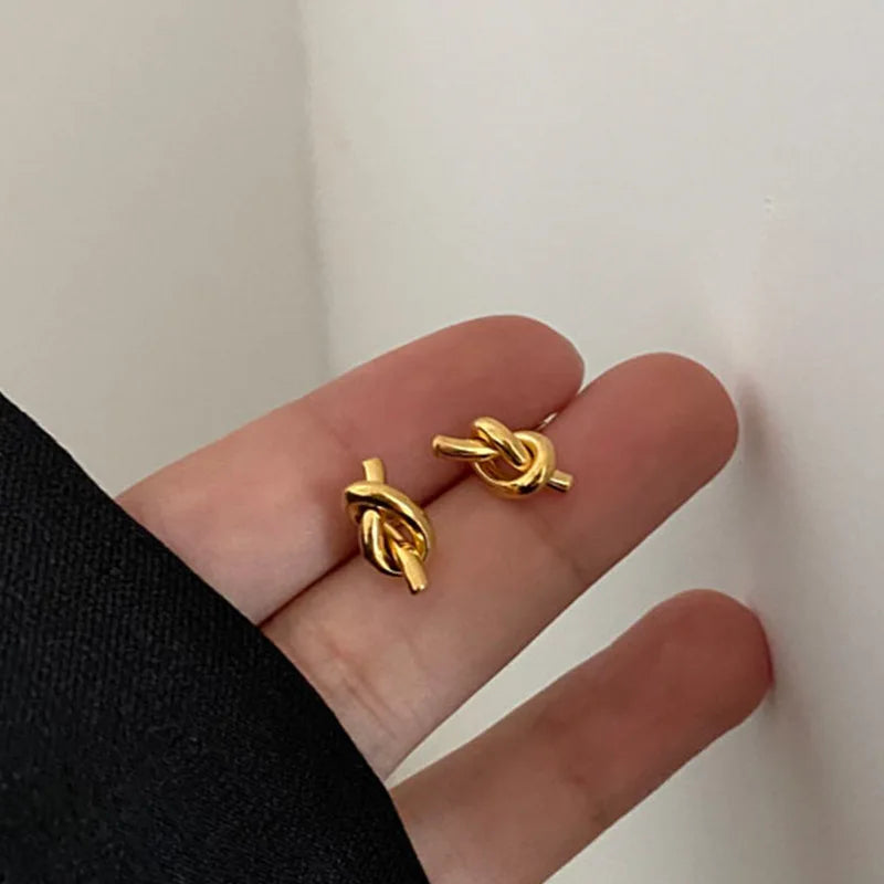 Exquisite Compact Stainless Steel Earring Waterproof 18K Gold Plated Knotted Earring Fine Jewelry Earring for Women