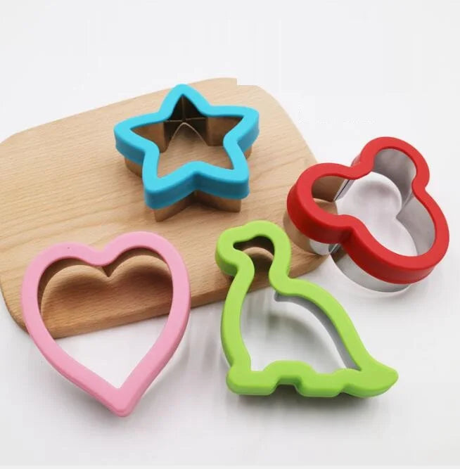 DIY Sandwich Fruit Cutter 430 4pcs Stainless Steel Cookie Biscuit Cutter Micky Star Heart Dinosaurs Shapes Bread Dough Cutter