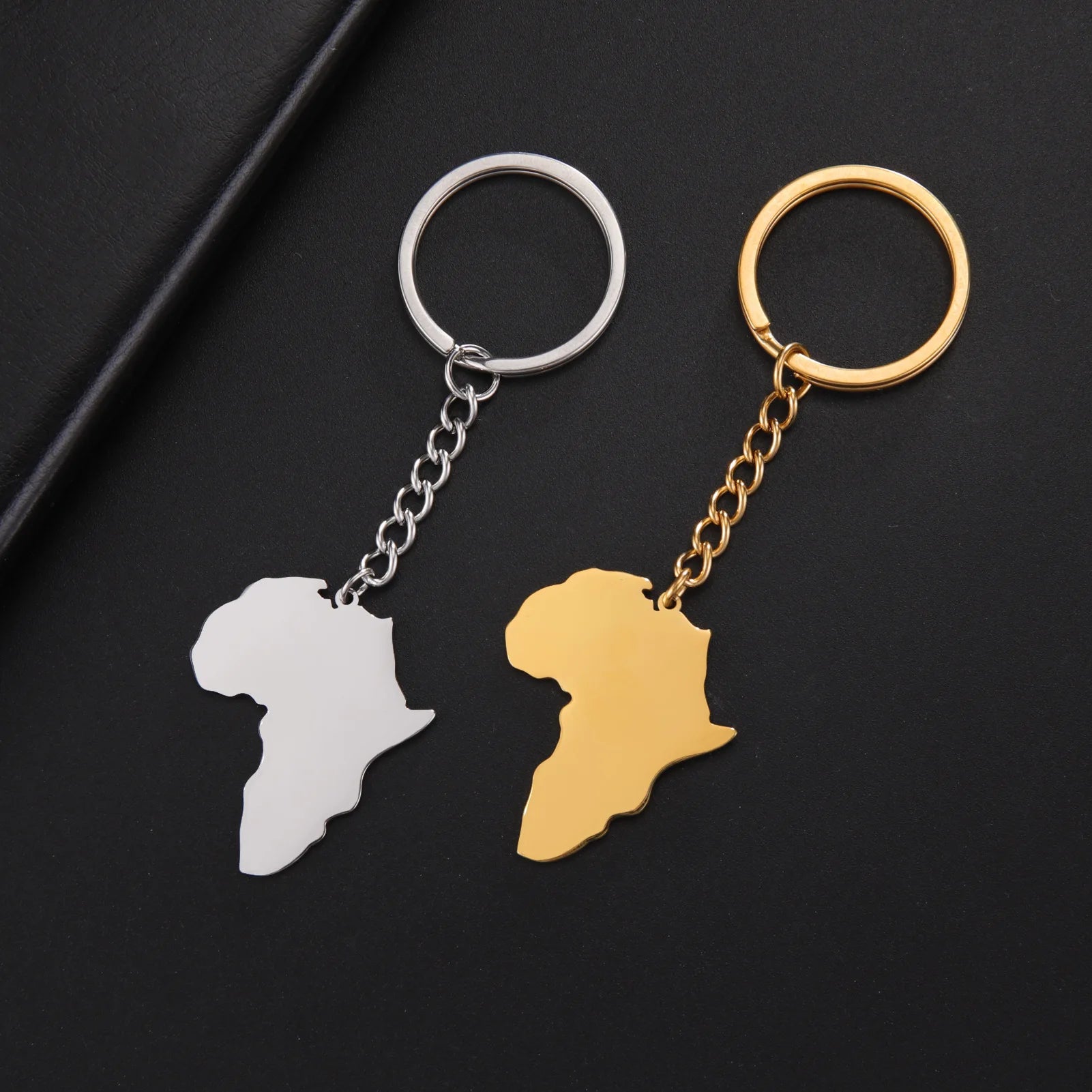 Manufacturer Stainless Steel Africa Map Charm Keychain Stainless Steel 18K Gold Plated Africa Map Pendant Key Chain