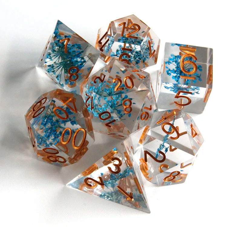 Wholesale Polyhedral Flower Resin Sharp Dice Set in Clear Blue Wholesome Bule Flower Resin Sharp Dice Set