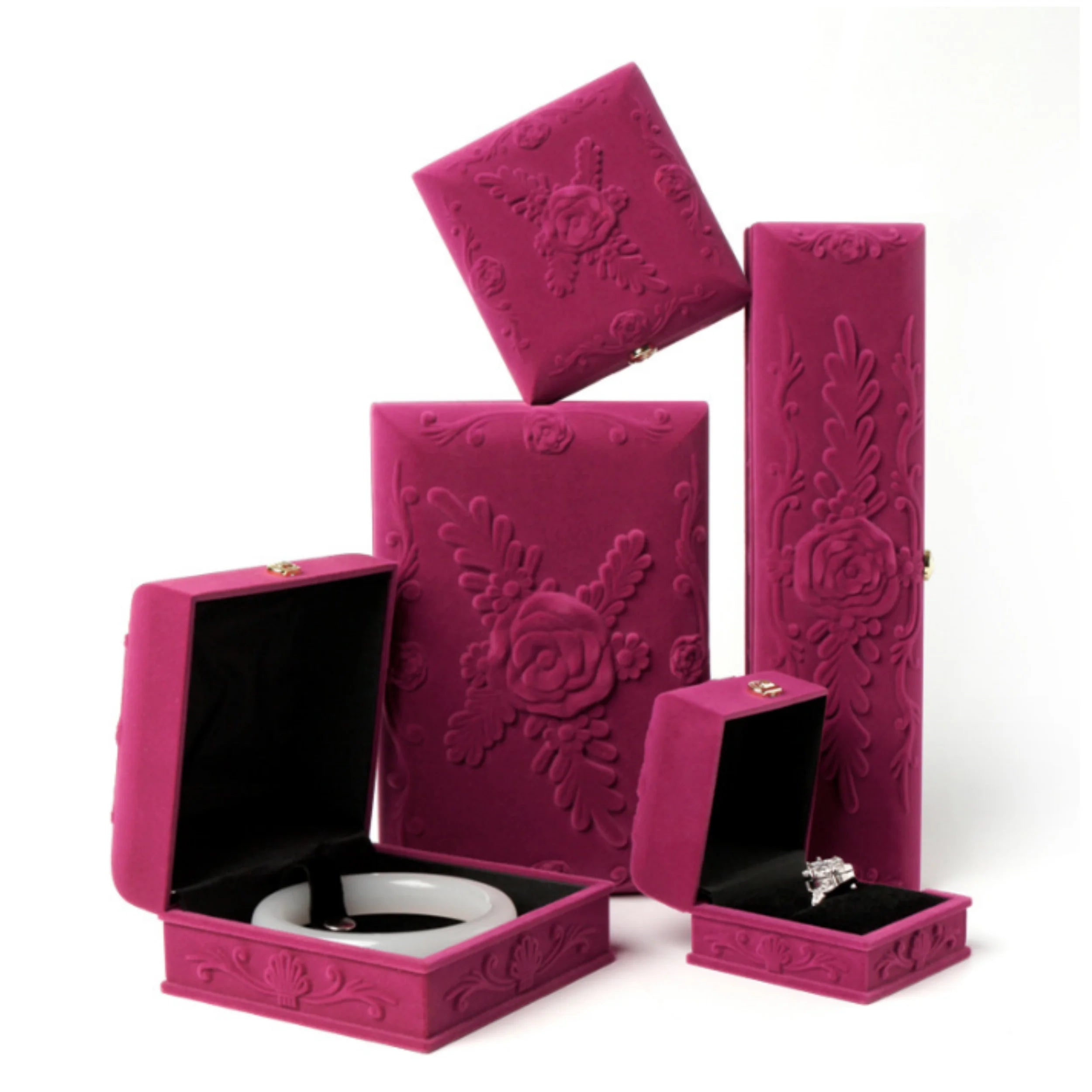 LOW MOQ Top Customized Logo Velvet Jewelry Boxes Luxury Jewelry Packaging Necklace Box