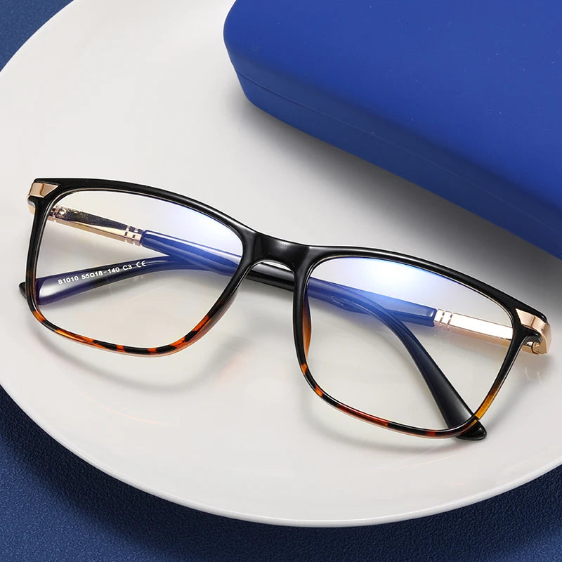 81010 Optical Ultralight Square Small Face Glasses Frame TR90 Men and Women Brand Customized Retro Optical Glasses