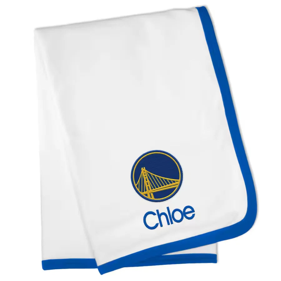 Custom Fabric Embroidery Patches Various Brand Logos Clothes Towels Bathrobes Iron-On Embroidered Shirts Flower-shaped Designs