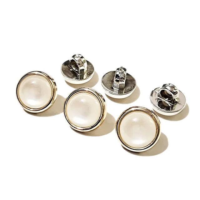 Wholesale 18L 20L Mushroom Shaped Plastic Women Sewing Pearl Buttons for Shirt