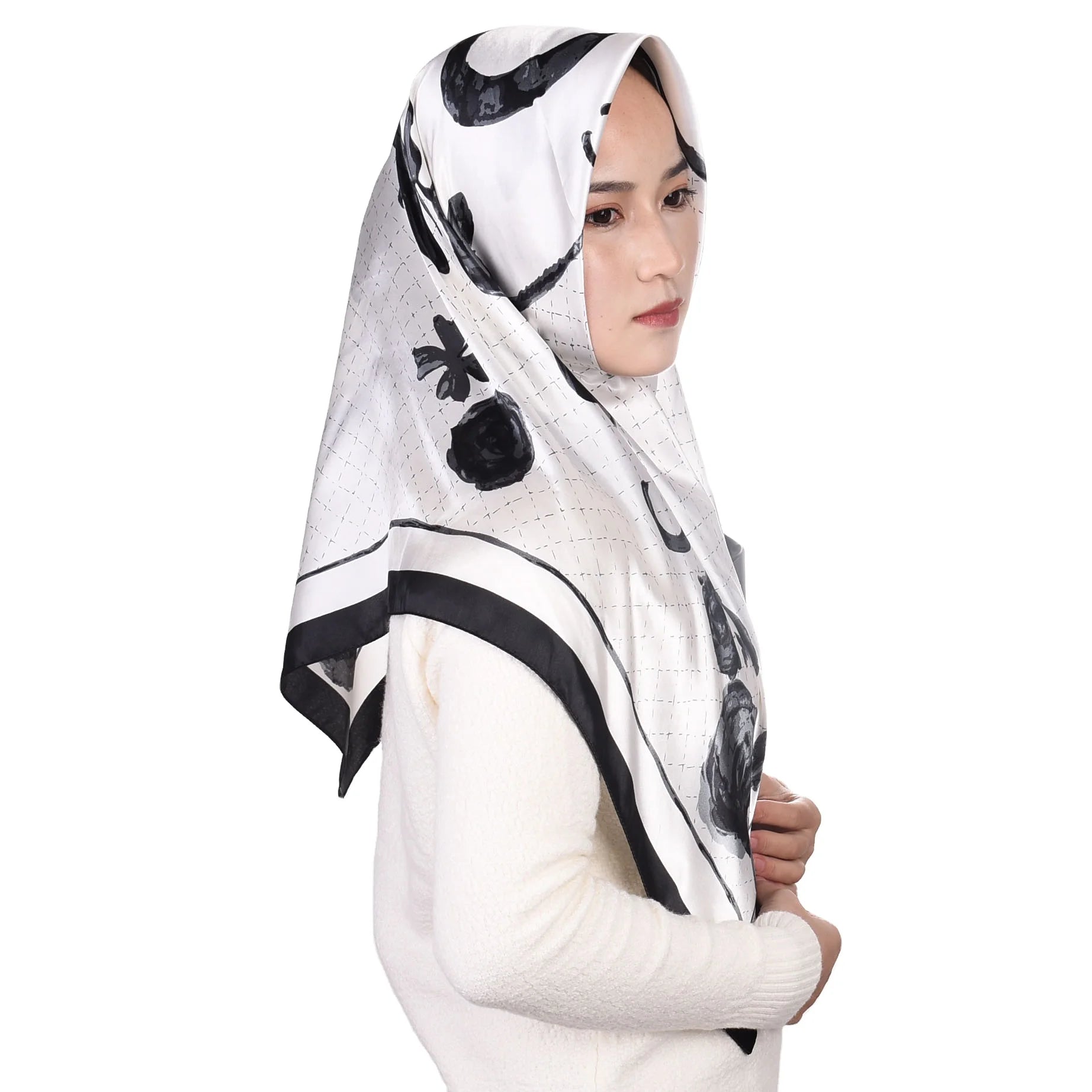 Factory Wholesale Women Summer Satin Silk Bandana Head Wrap Luxury Brand Bright 90x90cm Headkerchiefs for Ladies