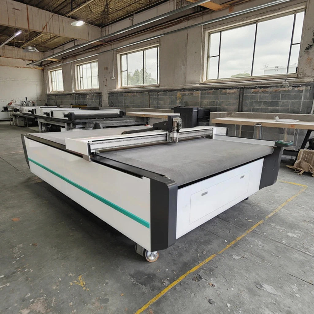 1325 Vibrating Knife Cutting Machine