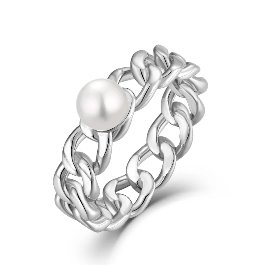 Stylish Silver Chain Ring with Pearl Fashionable Women's Jewelry Trendy Statement Ring for Everyday Wear and Gifts