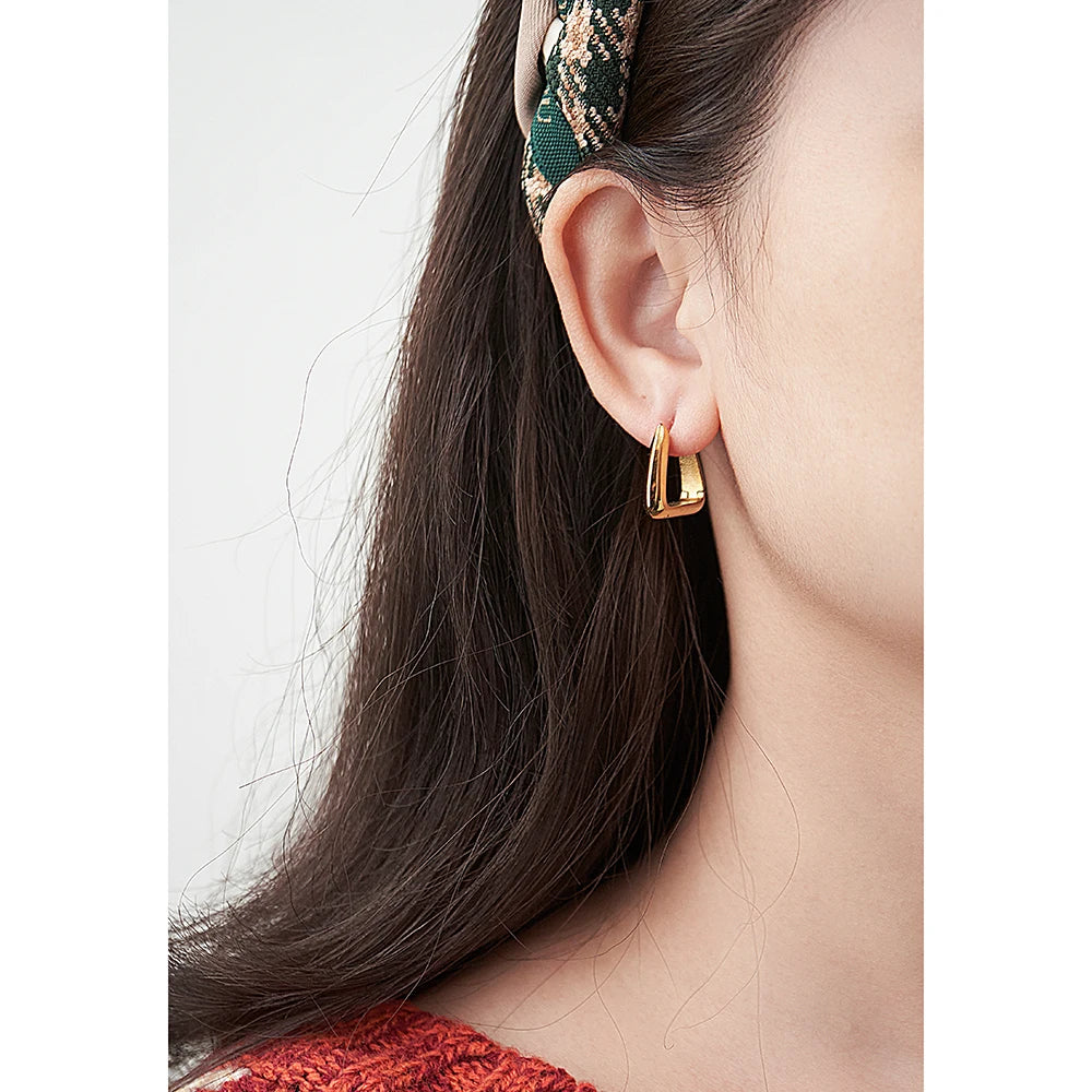 Latest 18K Gold Plated Stainless Steel Jewelry Geometric Solid Triangle Gold Color Ladies Accessories Earrings E241524
