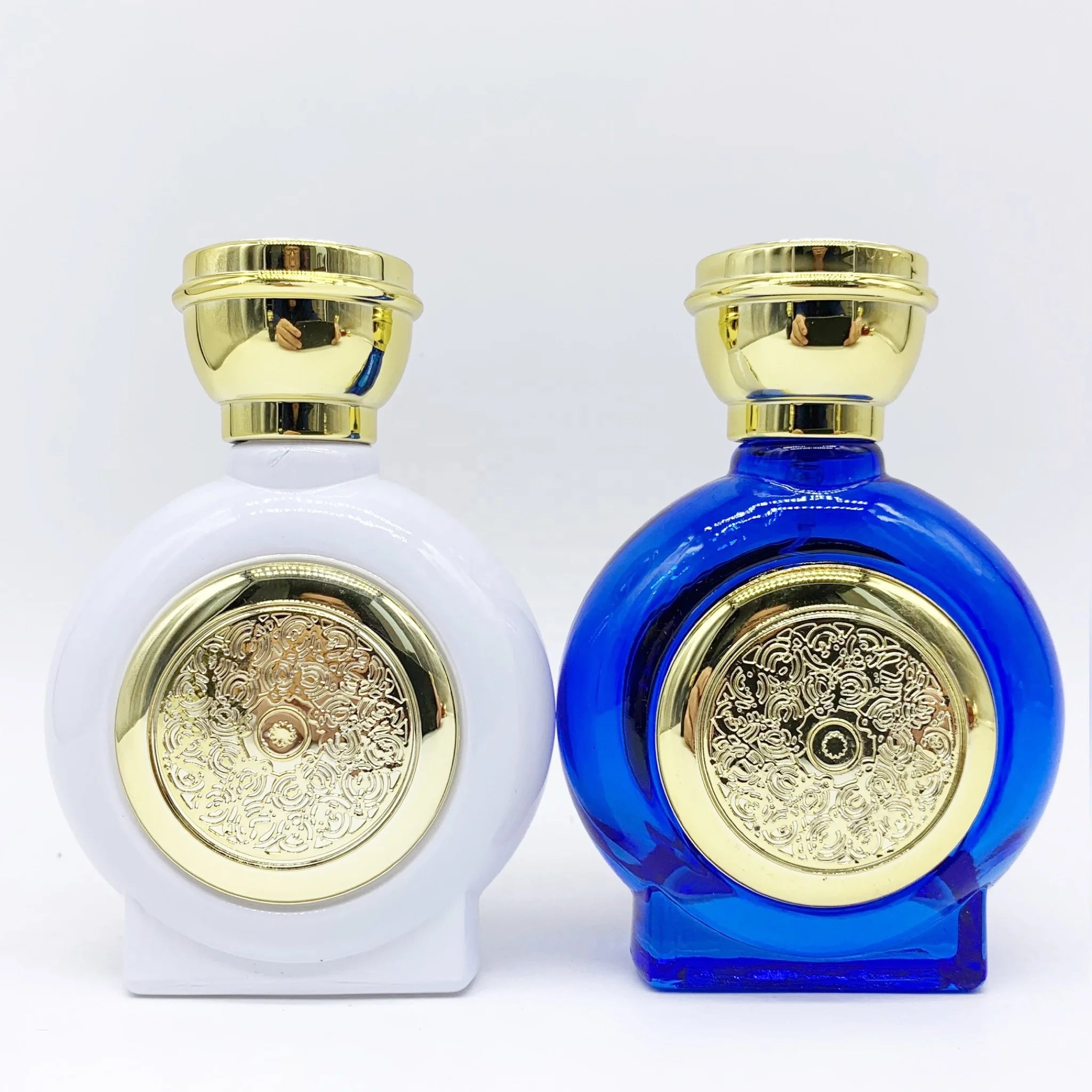 Hot Sale Luxury Red pink Black Green Blue Colored Glass Perfume Bottle with Pump Sprayer 50mL Arab Middle East Perfume Bottle