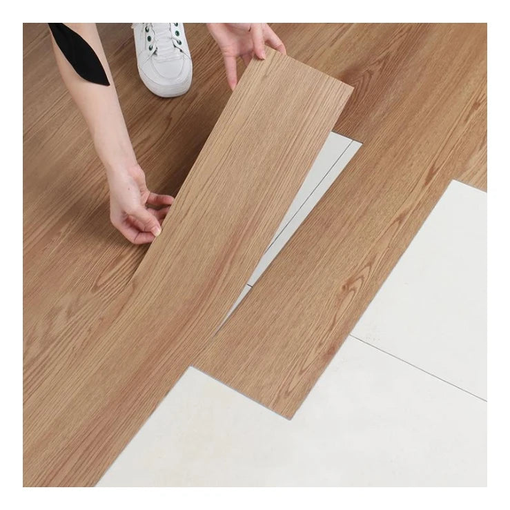 European Style Wood Texture 15.2x91.4cm LVT Vinyl PVC Floor for Hospital & School Use Waterproof Eco-Friendly