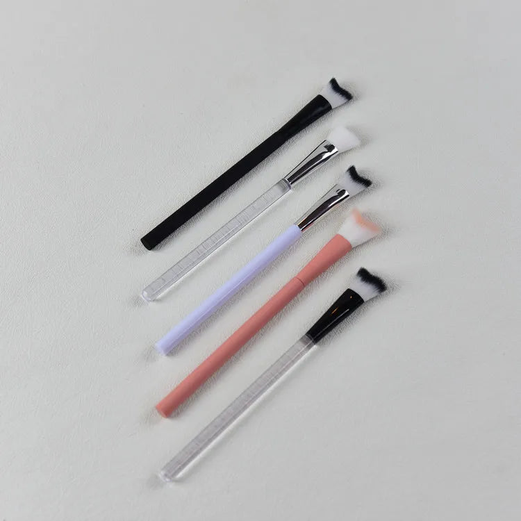 OEM Private Label Makeup Spoolie Brushes Eyelash Extension Cleaning Brush Synthetic Fiber Curved Bristles Lash Clean Swoop Brush