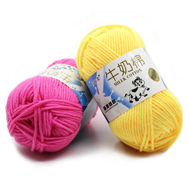 Factory Wholesale Blended Hand Knitted 5 Ply Eco Friendly Soft Worsted Dyed Anti-Bacteria Baby Yarn Thick Milk Cotton Weaving
