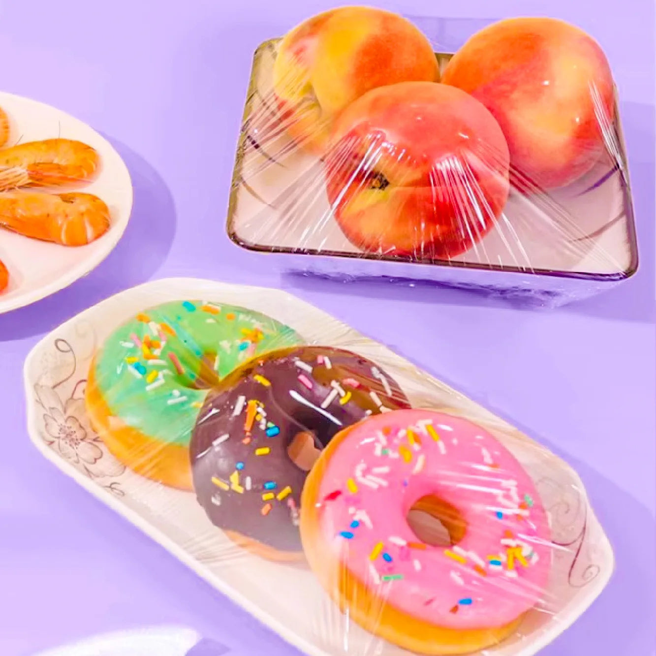 Disposable Plastic Wrap Cover Household Food Grade Vegetable and Fruit Fresh-Keeper for Preserving Fresh Foods and Ingredients