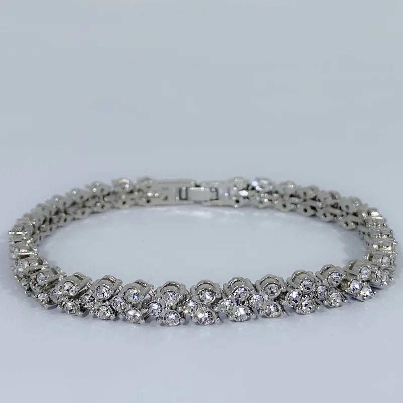 Hot Selling Fashion Sparkling Moissanite Full diamond Bracelet Heart-shaped Luxury Designer Women's Jewelry Factory Wholesale