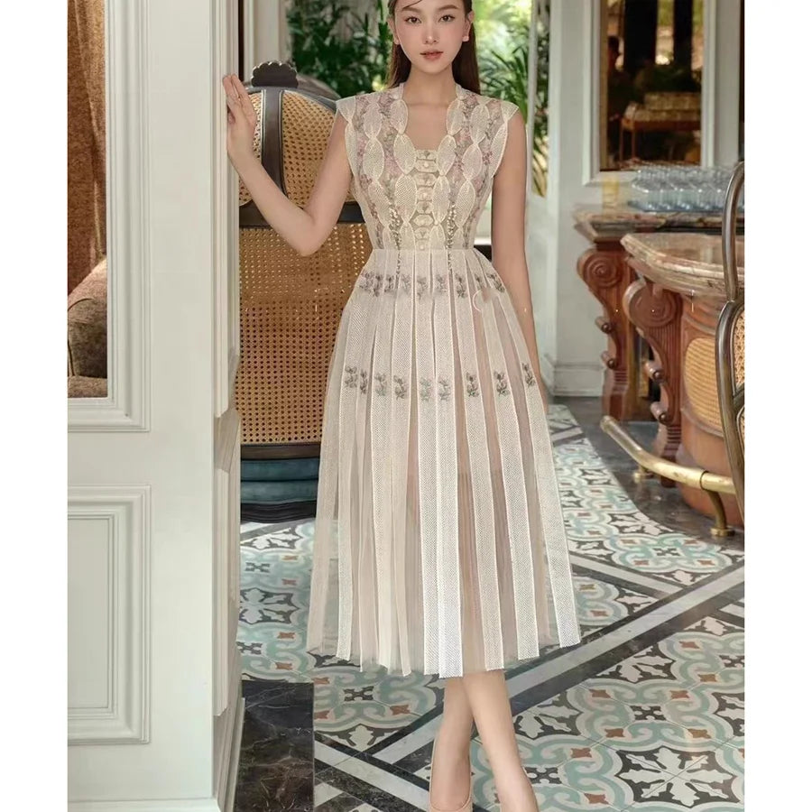 Fashionable Women's Spring New Product Mesh Spliced Embroidered Flower Hollow Beaded V-neck Sleeveless Dress