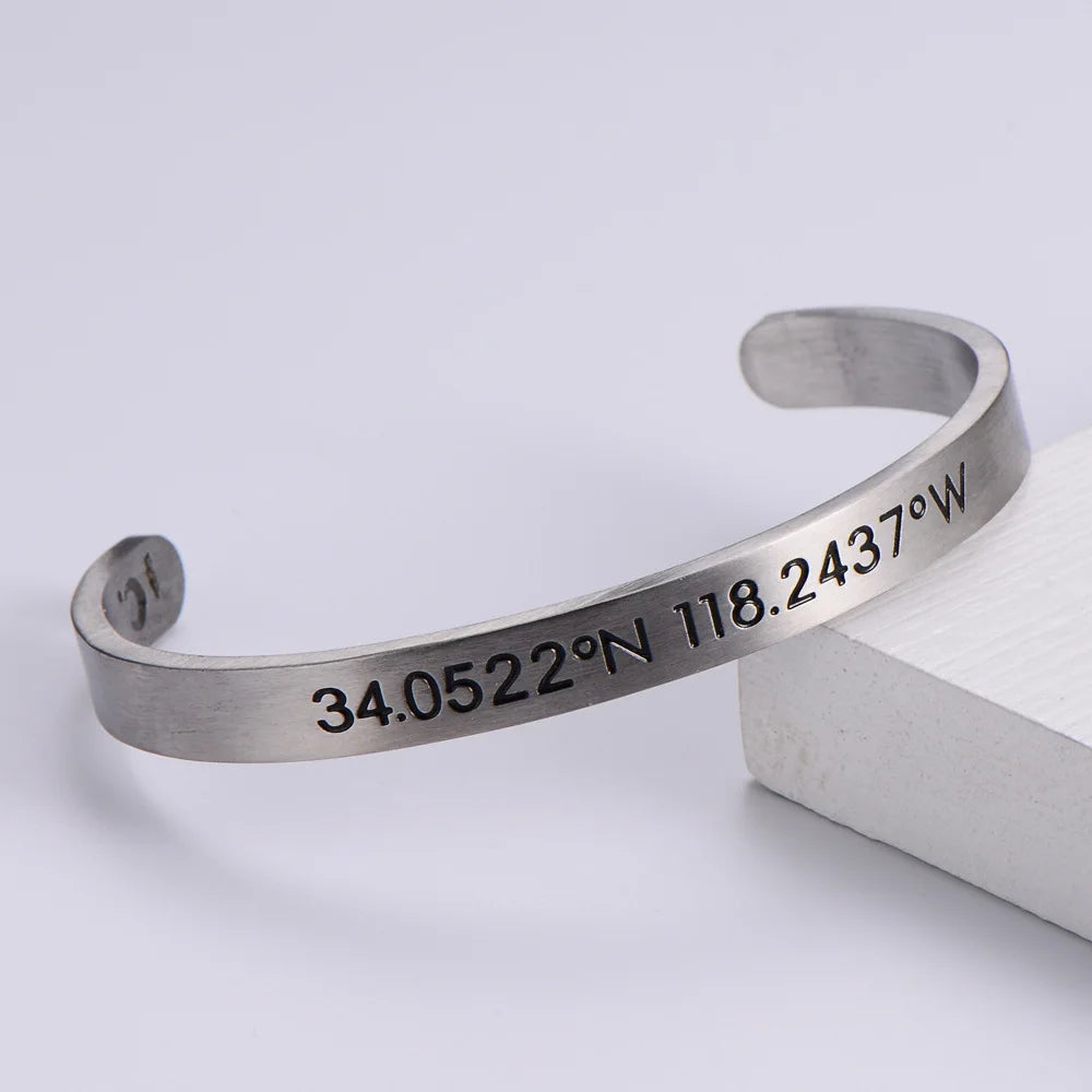 BM Customized Stainless Steel Bangle Hypoallergenic Waterproof with Gold Plating Personalized Name and Logo for Gift