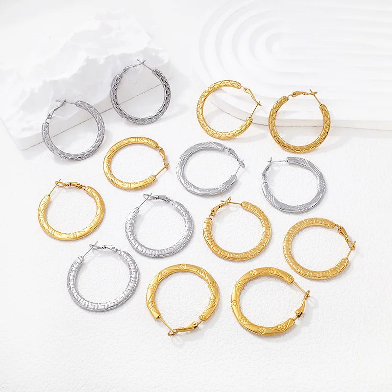 Wholesale Fashion Simple Italian Stainless Steel Tarnish Free Jewelry PVD 18K Gold Plated Women's Huggie Hoop Earrings Jewellery