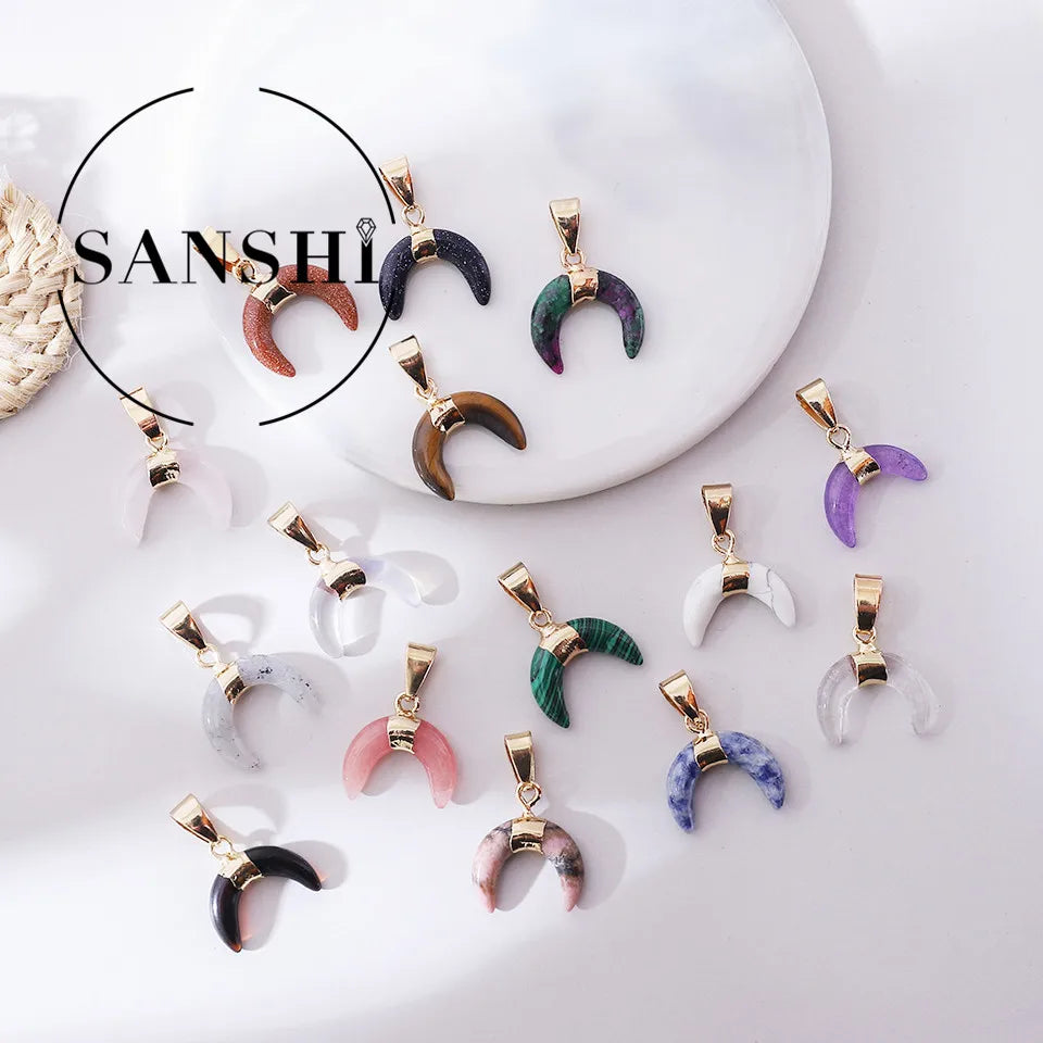Classic Style Natural Amethyst Mini Pendant Multicolor Gold-Plated Rough Moon Shape Gemstone Factory Wholesale
