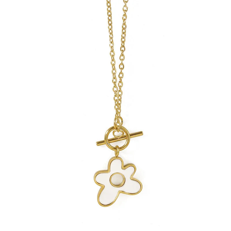 Stainless Steel Gold Plated OT Buckle Necklace Trendy Natural Shell Flower Pendant Necklace for Women