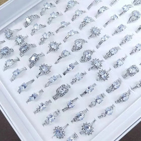 Fashion Temperament Ring Wholesale Simple Atmosphere Ring 100pcs Mixed Batch Women's Wedding and Engagement Gifts