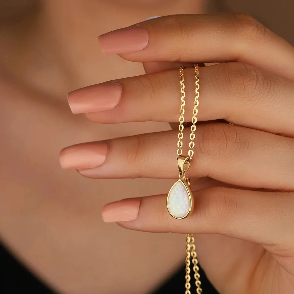 Romantic PVD Stainless Steel Water Drop Opal Pendant Necklace 18K Gold Plated Teardrop Charm Necklace for Lady