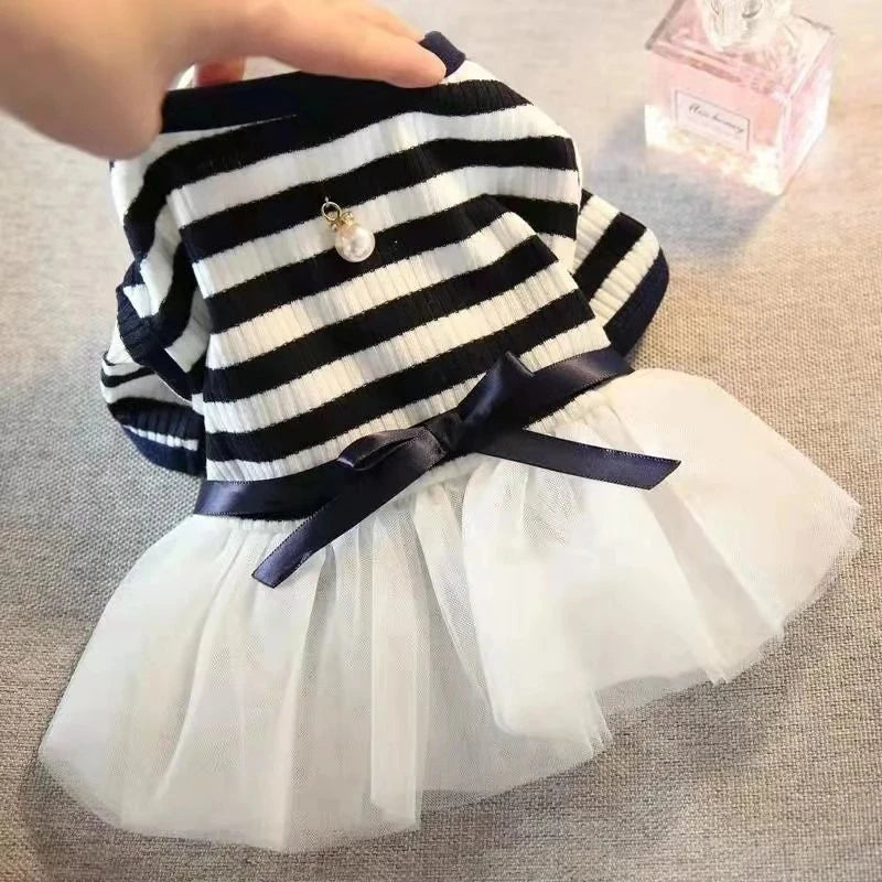 Fassional Modern Striped Tulle Pet Dress for Small Dogs Summer Princess Wedding Style Spring Season