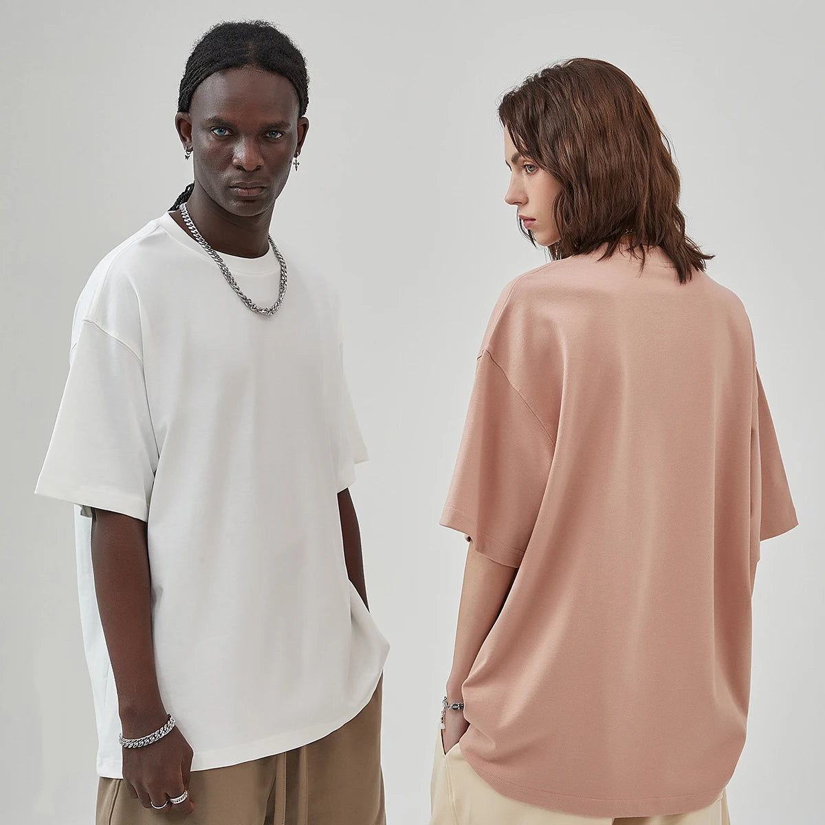 Custom Logo Stock 100% Cotton 305 Grams Tshirt Printing Heavyweight Oversized T-shirt Cropped Boxy Fit T Shirt for Men