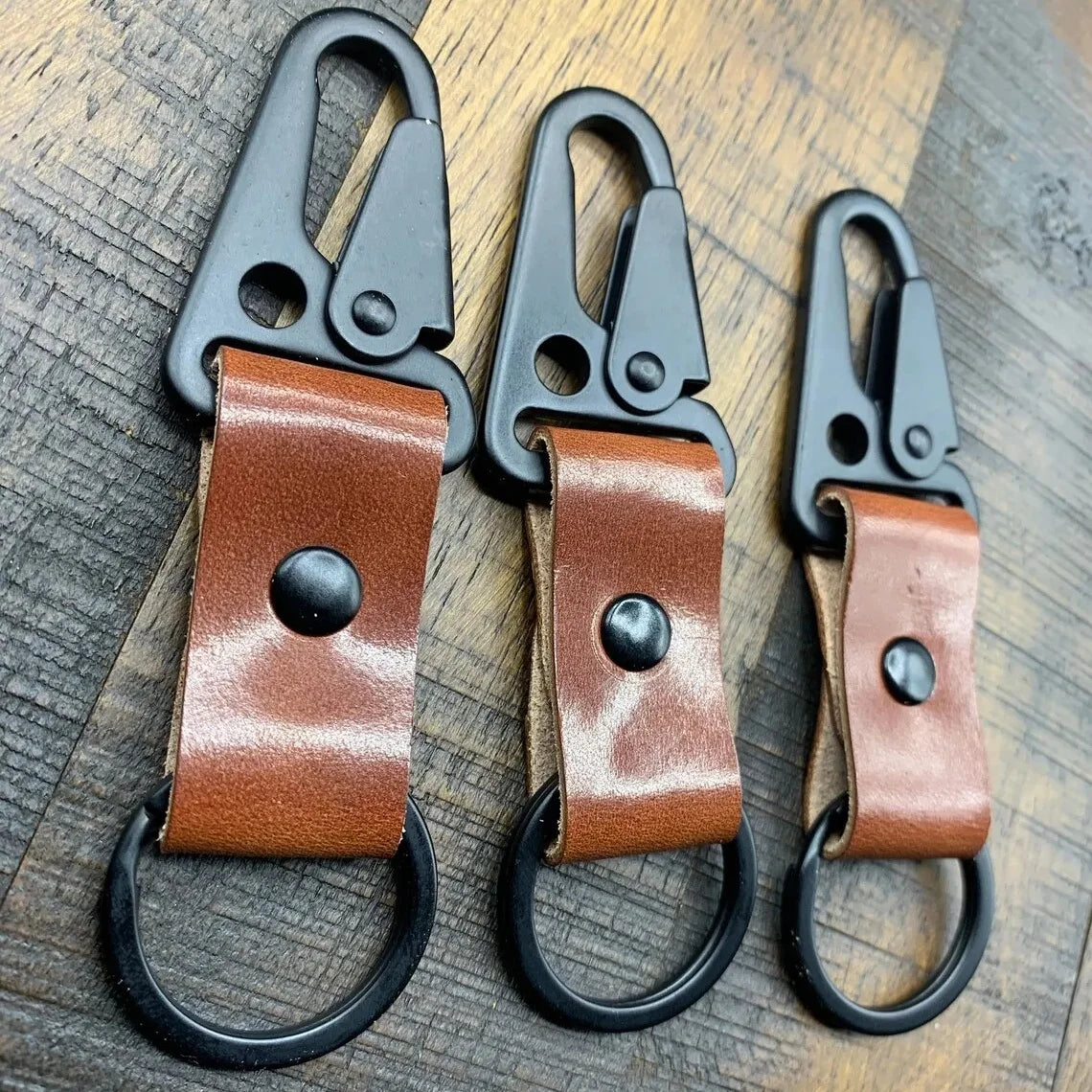 Custom Embossed Logo Fashion Personalized Engraved Men Genuine Leather KeyChain