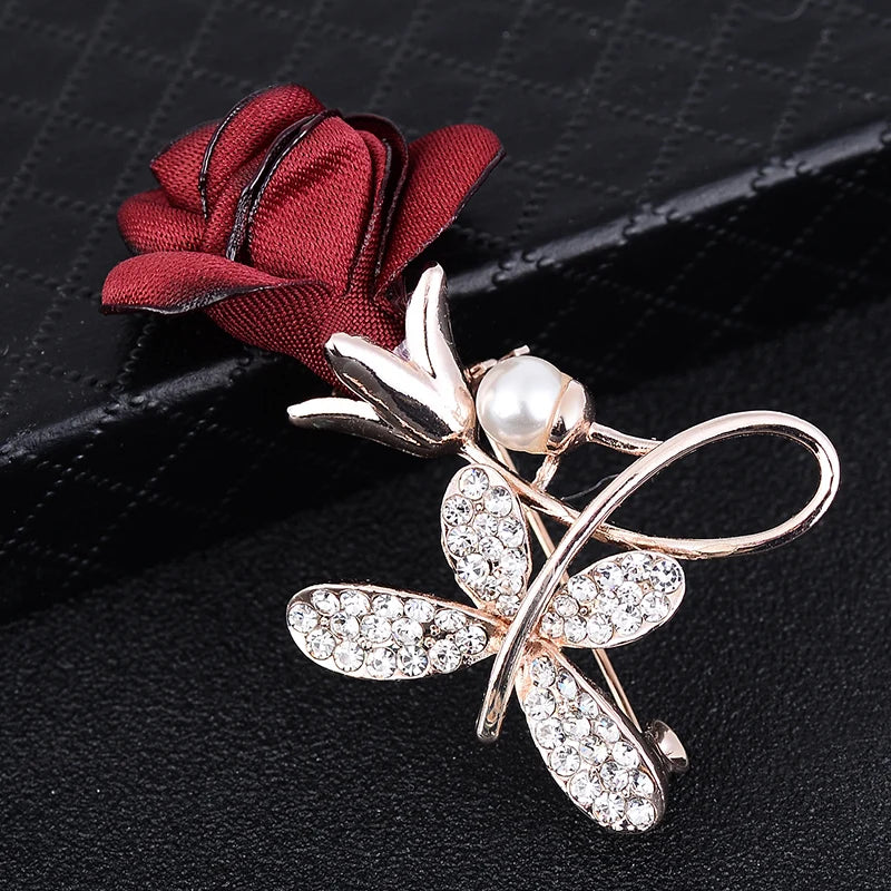 2023 New Arrived Bling Rhinestone Butterfly Designer Brooches Fabric Red Rose Flower Brooch Pin Wedding Jewelry