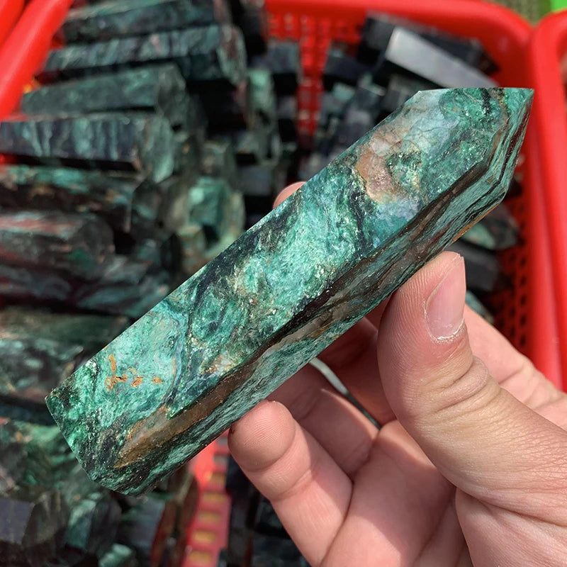 Wholesale Natural Medium Brazil Euchlorite Crystals Point Green Mica Kmaite Tower for Decoration