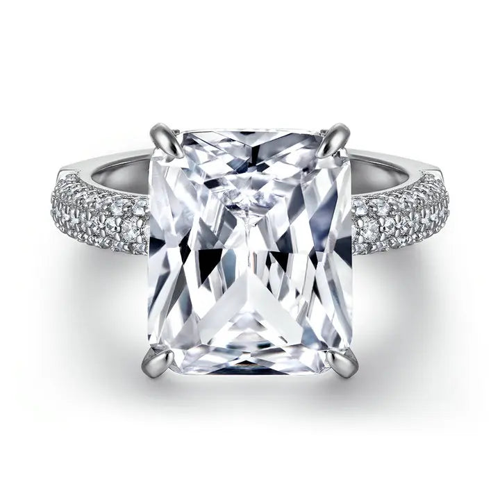 Luxury Princess Cut 10*12mm Prong Setting White Gold Colour Promise Ring in Silver