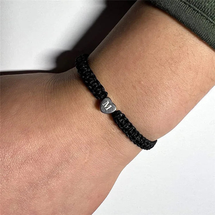 2022 New Arrival Fashion Handmade Braided Bracelet Couple 26 Letters Bracelet Adjustable Heart Bracelet for Women