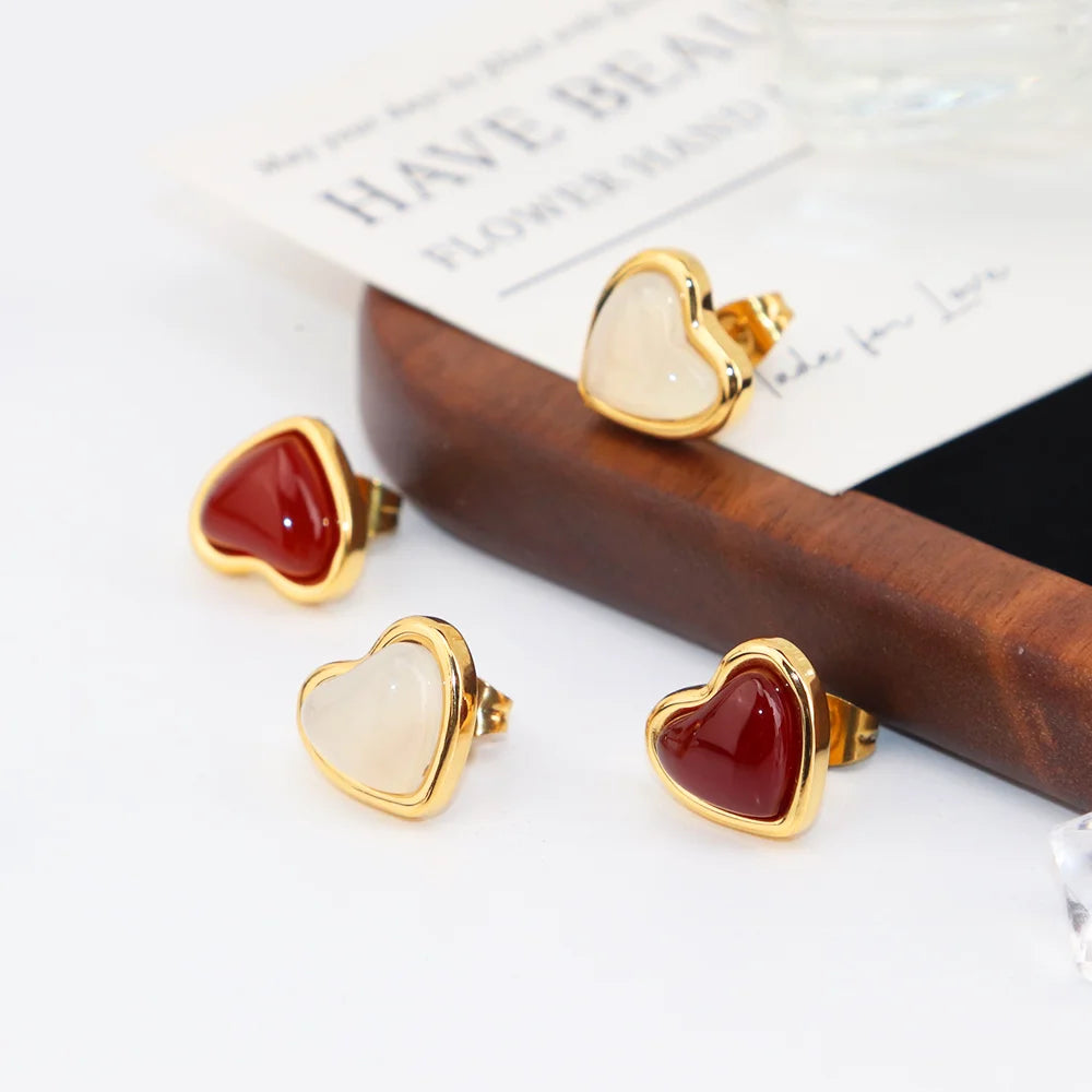 Chris April 316L Stainless Steel PVD Gold Plated Natural Red Agate White Agate Heart Stud Earring