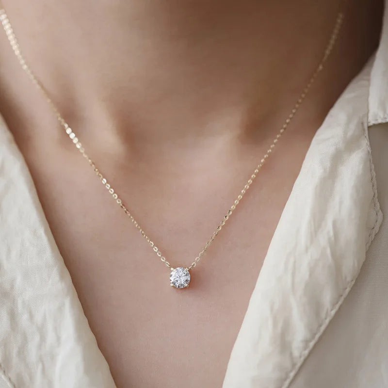 New Fashion Delicate S925 Sterling Silver Necklace One Carat Four Claws Diamond Charm Necklace for Women